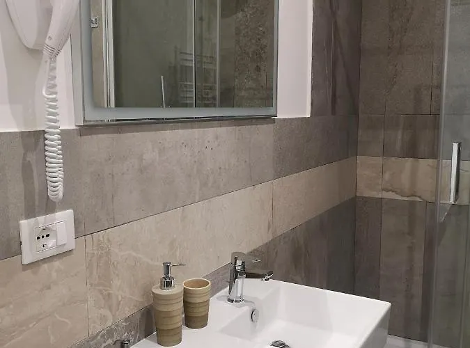 מלון Tre R Eur *